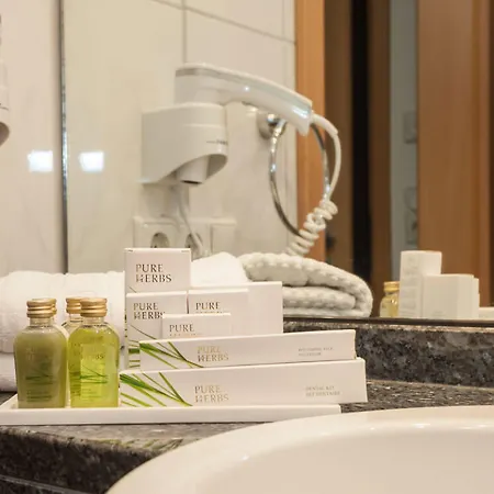 门客兰德酒店 3*