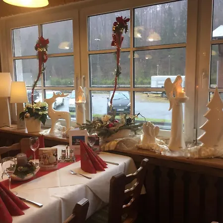 门客兰德酒店 3* 布里隆